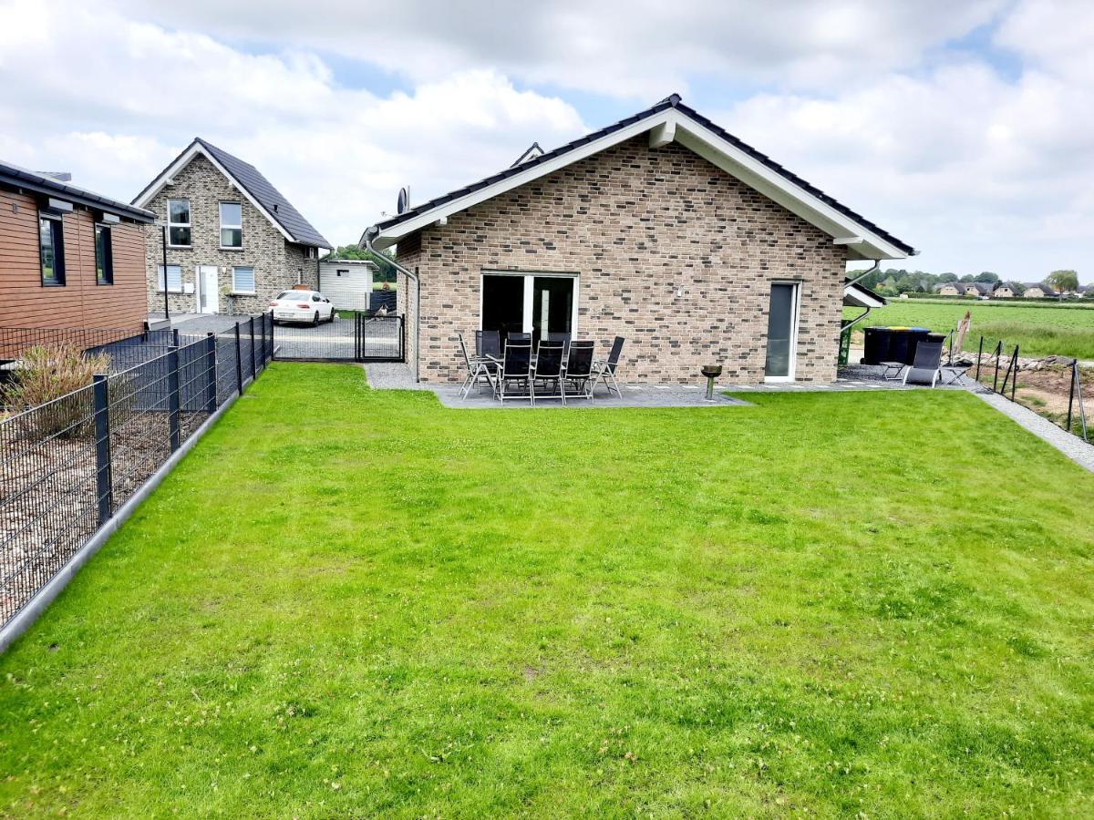 Ferienhaus Am See Goch Kessel Exterior photo